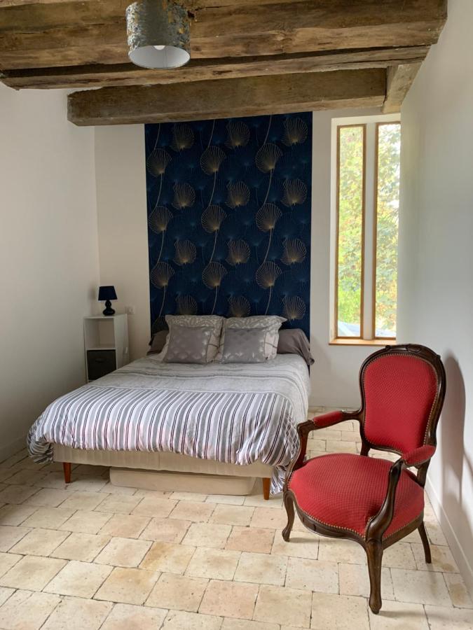 La Grange D Ave Hotell Luynes  Eksteriør bilde